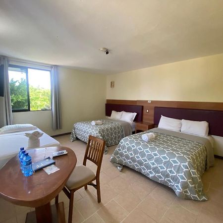 Hotel Canada Internacional 팔렝케 외부 사진